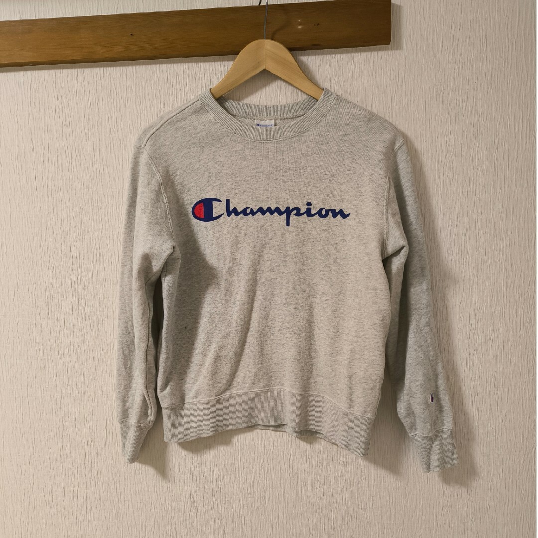 Champion(チャンピオン)のChampion　トレーナー　スウェット　チャンピオン　レディース　Ｓサイズ レディースのトップス(トレーナー/スウェット)の商品写真