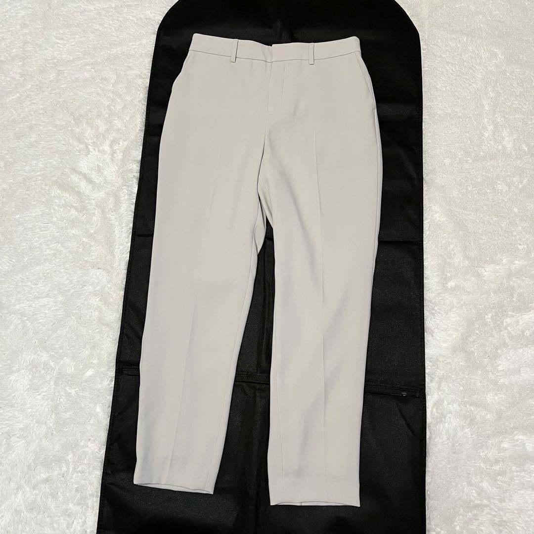 kumikyoku（組曲）(クミキョク)の組曲　センタープレス　パンツ　ウエストゴム　グレージュ　ポケット　スーツパンツ レディースのパンツ(その他)の商品写真