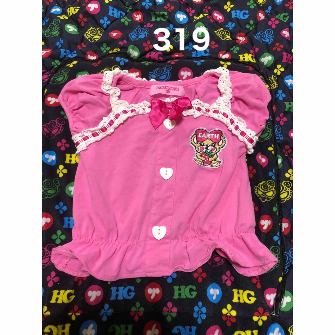 EARTHMAGIC(アースマジック)のいちごトップス120 キッズ/ベビー/マタニティのキッズ服女の子用(90cm~)(Tシャツ/カットソー)の商品写真