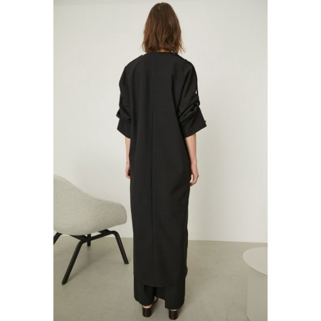 RIM.ARK(リムアーク)のRIM.ARK(リムアーク)Long belted dress ワンピース 黒 レディースのワンピース(ロングワンピース/マキシワンピース)の商品写真