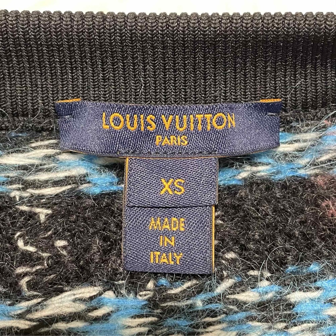 LOUIS VUITTON(ルイヴィトン)の本物 美品 ルイヴィトン モノグラム装飾 ニット カーディガン ジャケット XS レディースのトップス(カーディガン)の商品写真