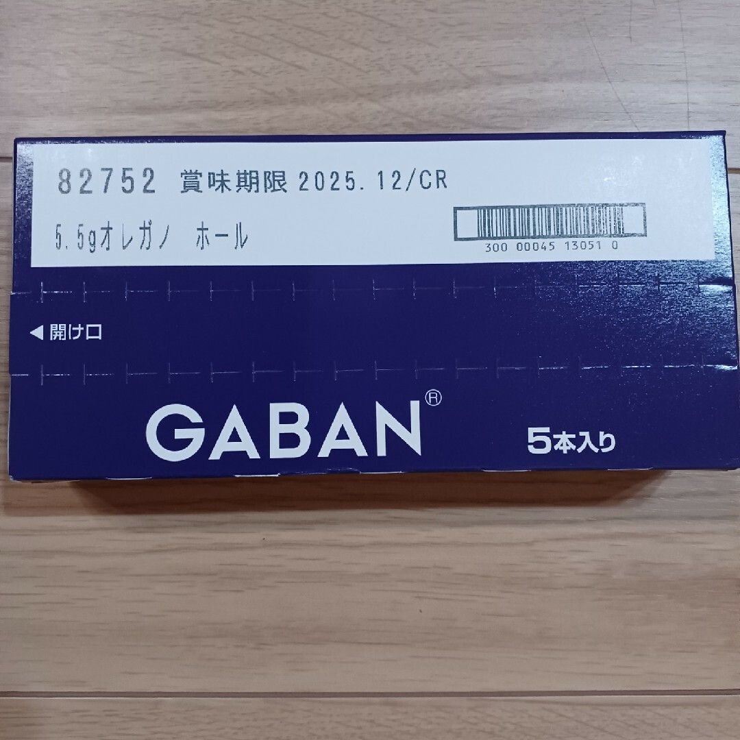 GABAN(ギャバン)のGABAN　オレガノ 食品/飲料/酒の食品(調味料)の商品写真