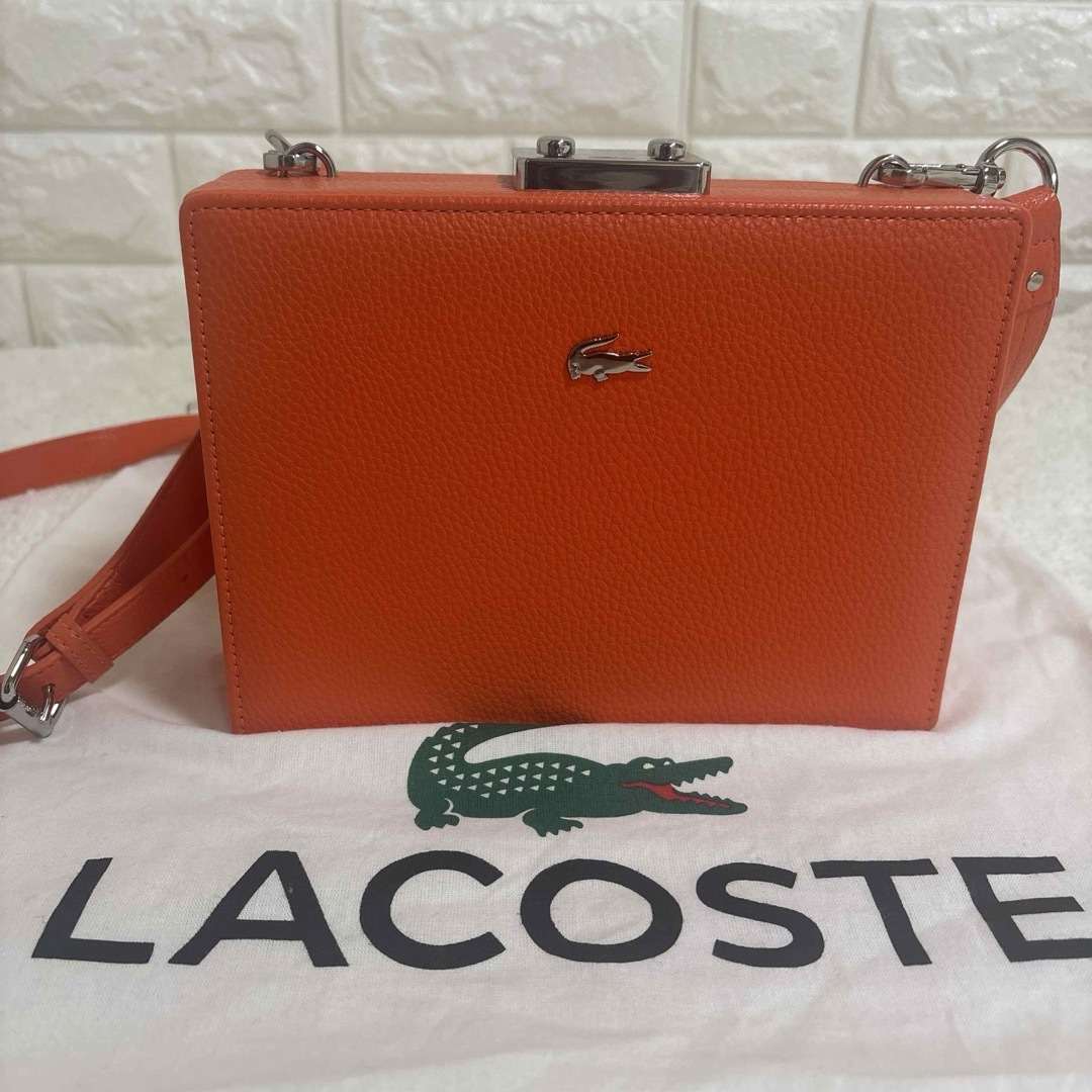 LACOSTE L!VE(ラコステライブ)のLACOSTE L!VE レザー ショルダーバッグ オレンジ レディースのバッグ(ショルダーバッグ)の商品写真