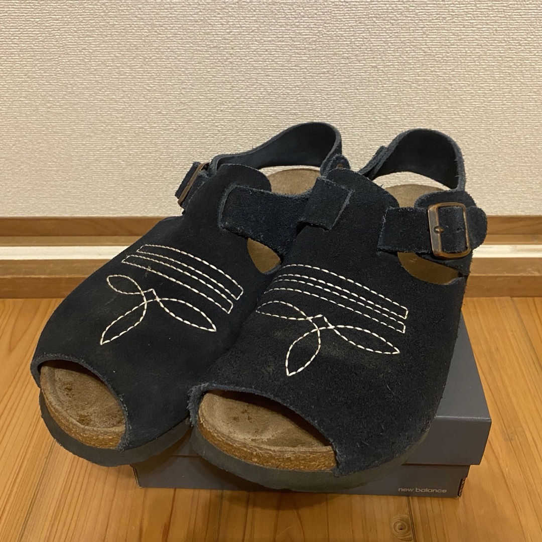 BIRKENSTOCK(ビルケンシュトック)のビルケンシュトック　ビルケン　パピリオ　スウェード　刺繍　VIENNA 廃盤 レディースの靴/シューズ(サンダル)の商品写真