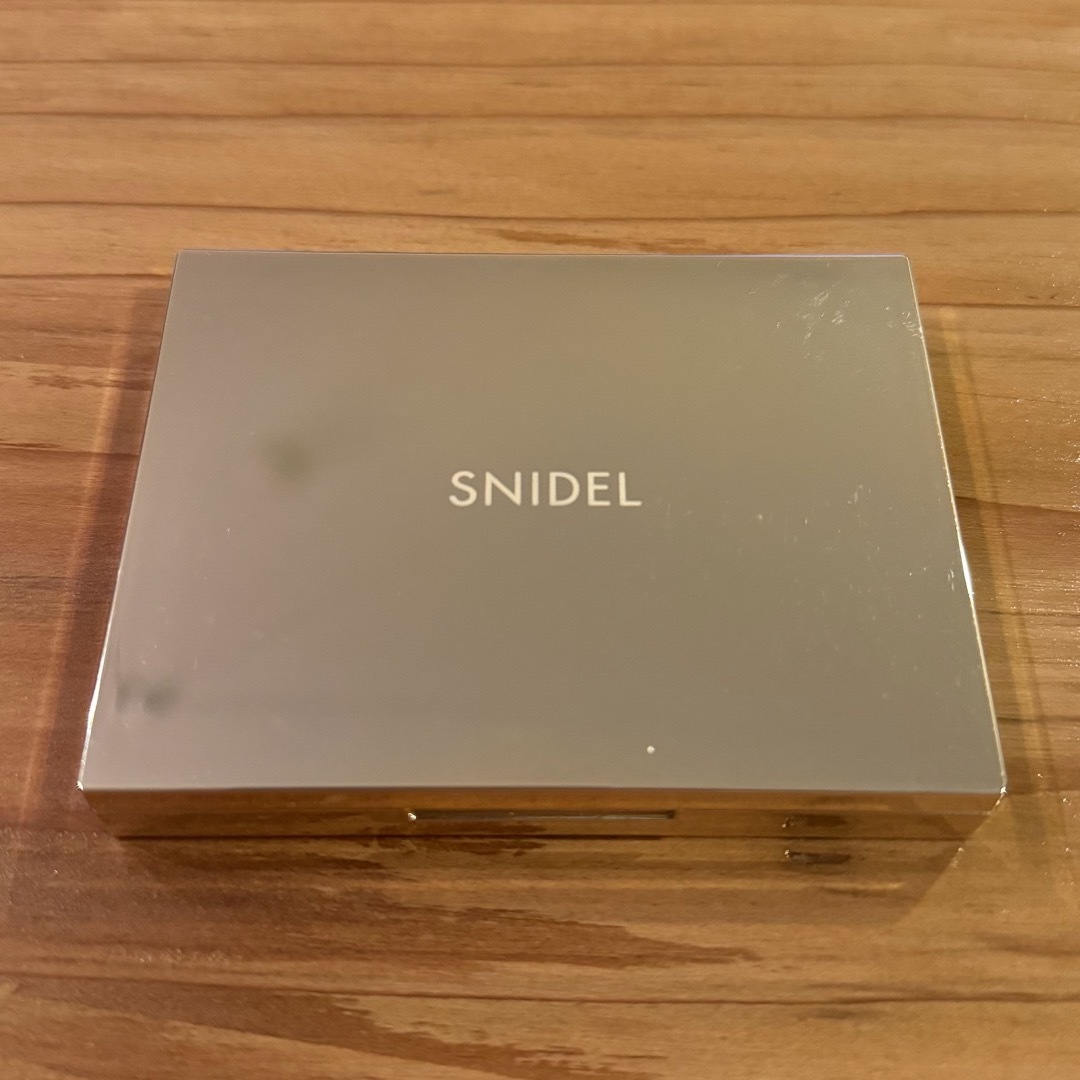 SNIDEL(スナイデル)のSNIDEL フェイススタイリスト01 コスメ/美容のベースメイク/化粧品(アイシャドウ)の商品写真