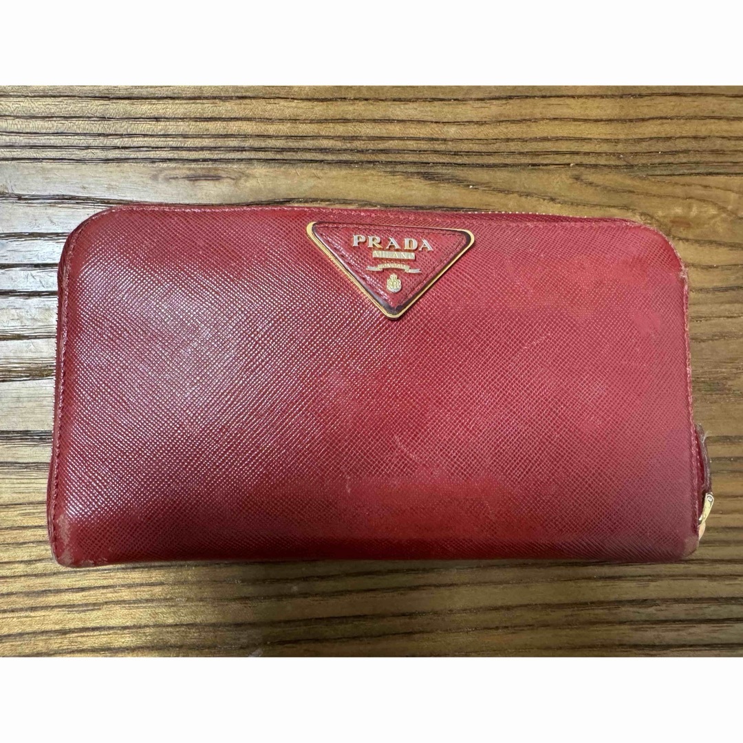 PRADA(プラダ)のPRADA プラダ 長財布 使用感あり レディースのファッション小物(財布)の商品写真