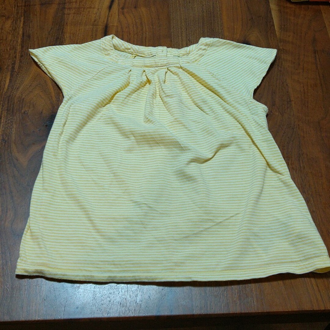 babyGAP(ベビーギャップ)のbabyGap ボーダーTシャツ 110 キッズ/ベビー/マタニティのキッズ服女の子用(90cm~)(Tシャツ/カットソー)の商品写真