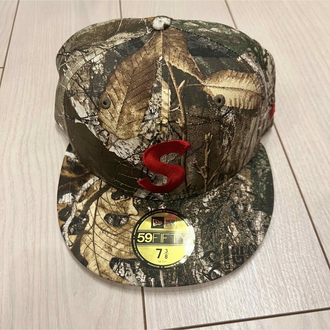 Supreme Gold Cross S Logo New Era 7-3/8