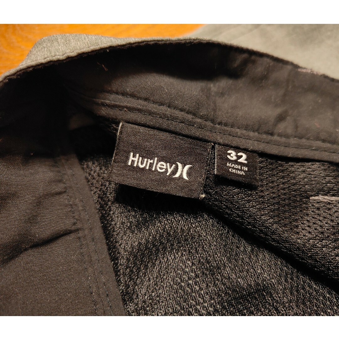 Hurley(ハーレー)のHurley ショートパンツ メンズ32 グレー メンズのパンツ(ショートパンツ)の商品写真