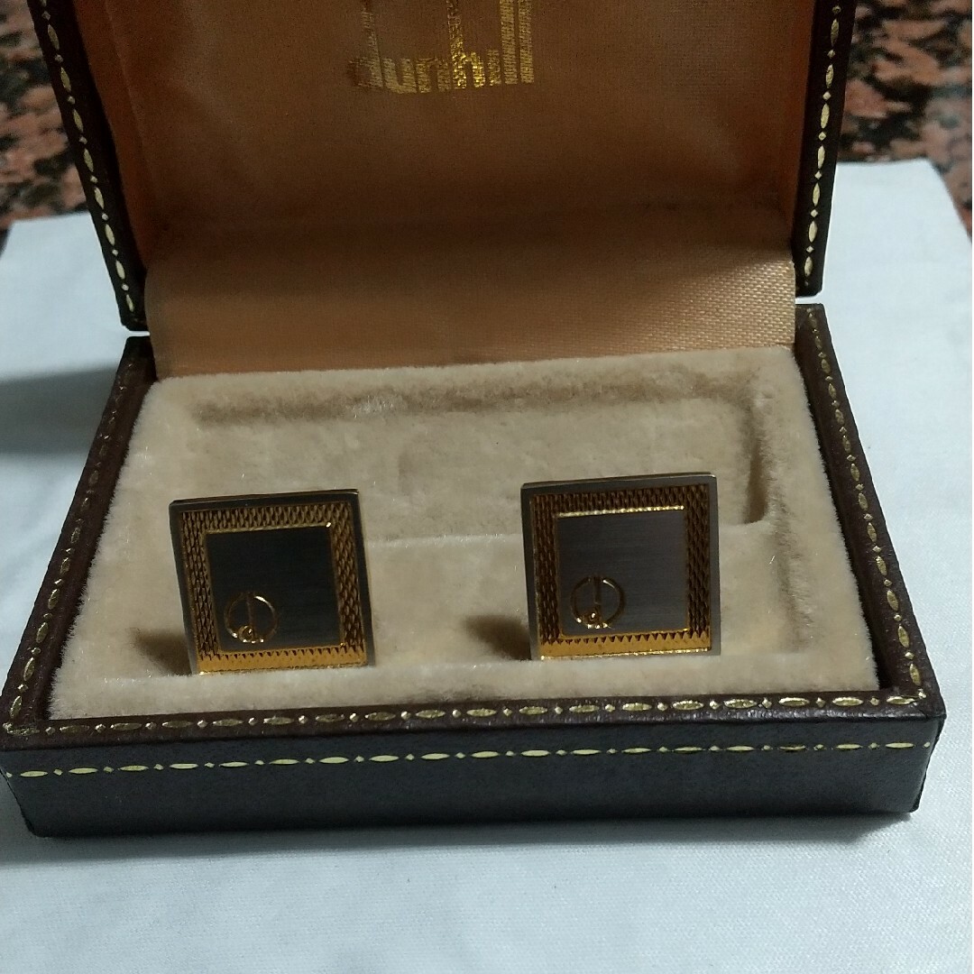 Dunhill(ダンヒル)の箱付き！ Dunhill カフス コンビカラー スクエア メンズのファッション小物(カフリンクス)の商品写真