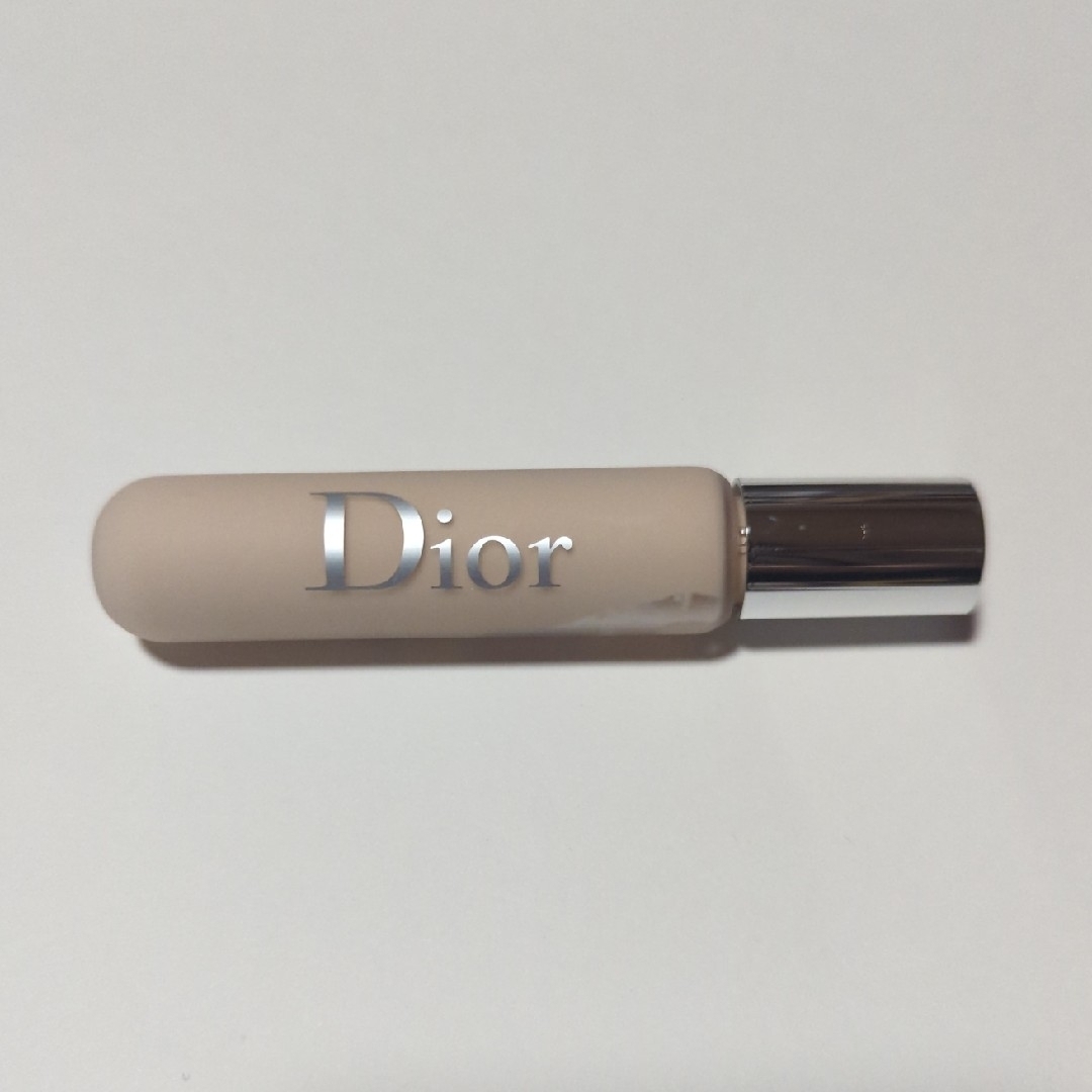 Dior(ディオール)のディオール　バックステージコンシーラー　　ON コスメ/美容のベースメイク/化粧品(コンシーラー)の商品写真