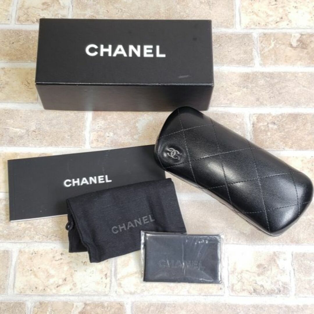 CHANEL(シャネル)の美品 CHANEL シャネル ☆ メタルフレーム サングラス フェイクパール レディースのファッション小物(サングラス/メガネ)の商品写真