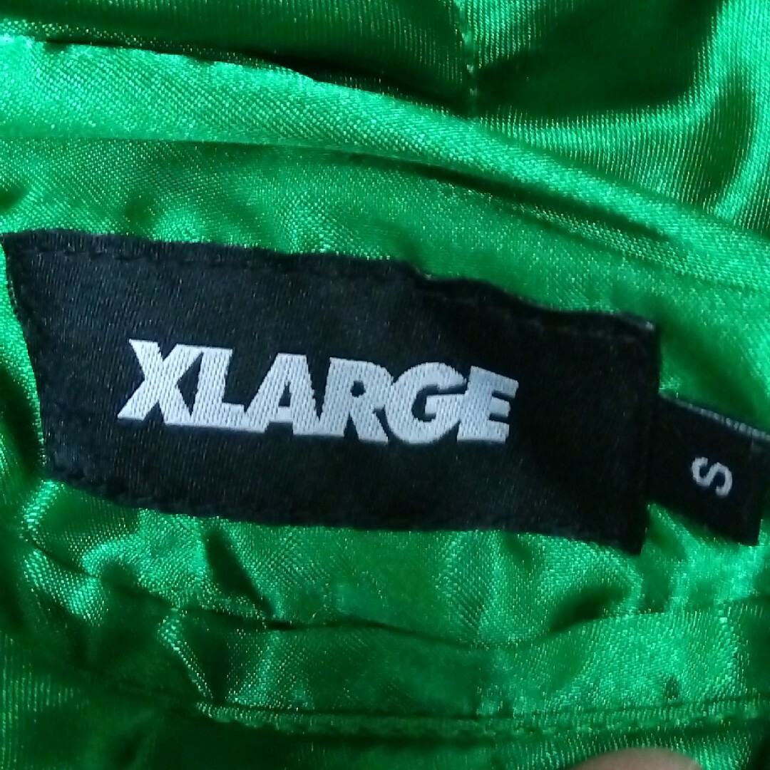 XLARGE(エクストララージ)のXlarge エクストララージ リバーシブルスカジャン アメ車 美女柄 S メンズのジャケット/アウター(スカジャン)の商品写真