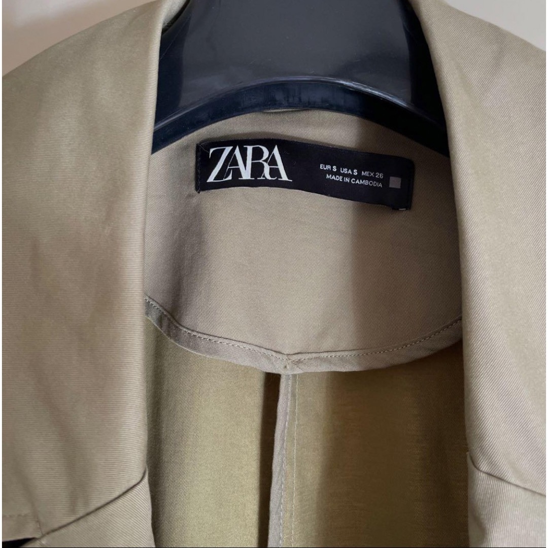 ZARA(ザラ)のZARA トレンチコート レディースのジャケット/アウター(トレンチコート)の商品写真