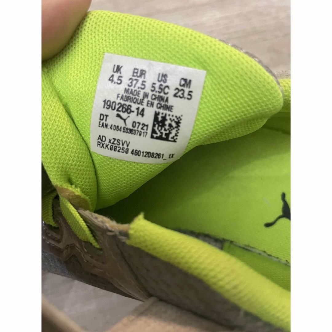 PUMA(プーマ)の中古美品kidsPUMAスニーカー👟23.5 キッズ/ベビー/マタニティのベビー靴/シューズ(~14cm)(スニーカー)の商品写真