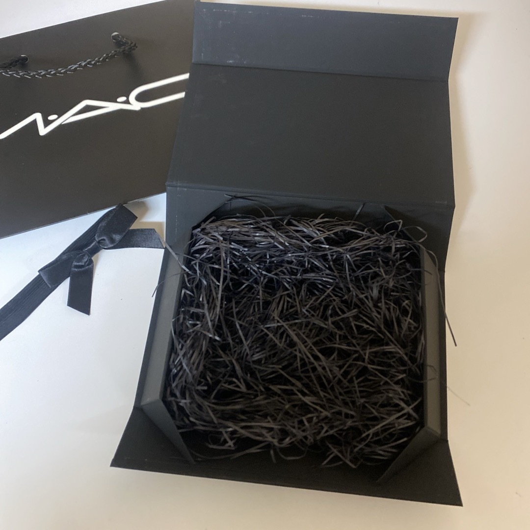 MAC(マック)のMACショップ袋 レディースのバッグ(ショップ袋)の商品写真