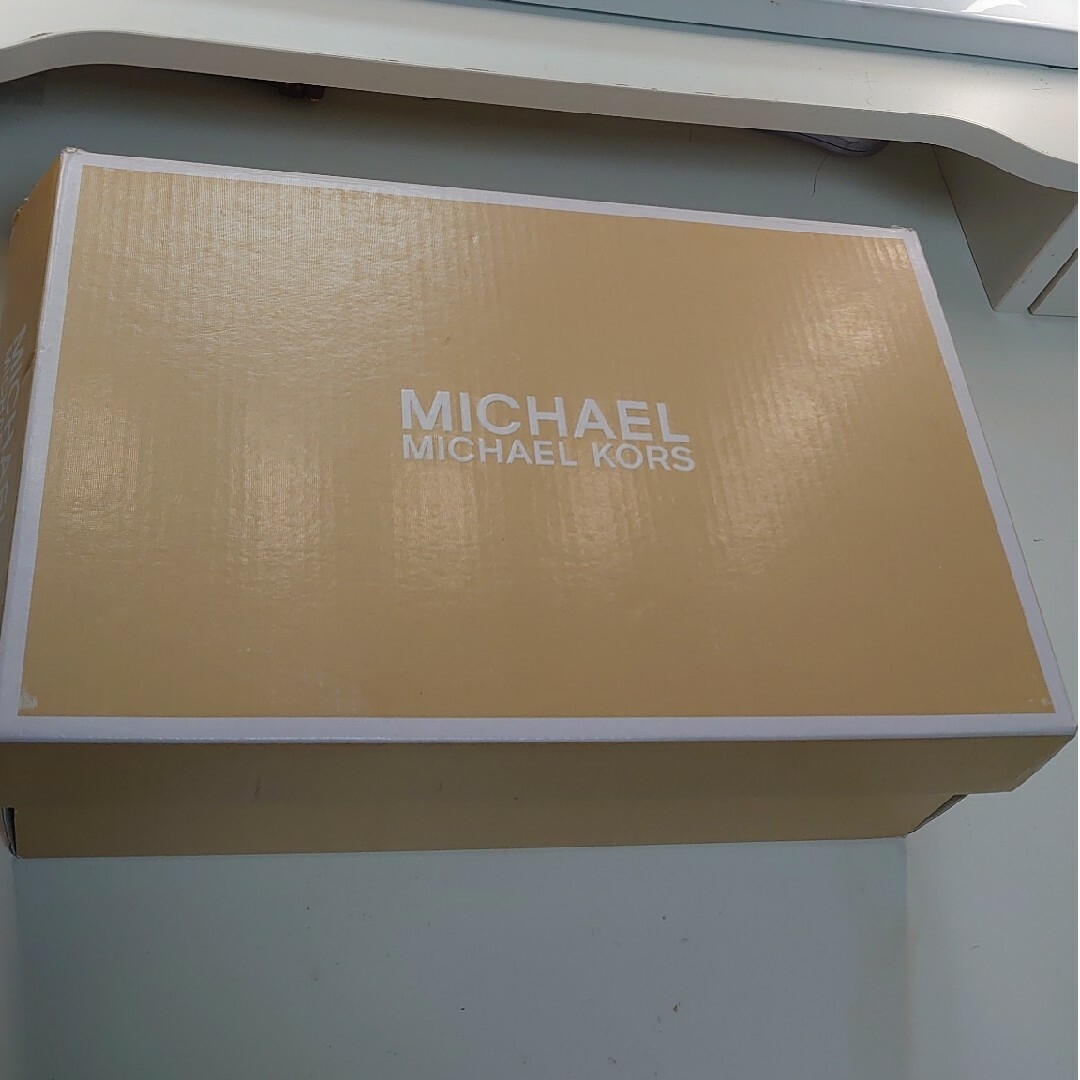 Michael Kors(マイケルコース)のレイン様専用　MICHAEL KORS　【新品未使用】スリッポン レディースの靴/シューズ(スニーカー)の商品写真