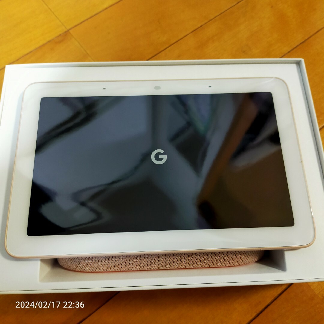 Google(グーグル)のGoogle GOOGLE NEST HUB SAND スマホ/家電/カメラのオーディオ機器(スピーカー)の商品写真