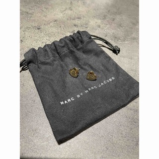 マークバイマークジェイコブス(MARC BY MARC JACOBS)のマークバイマークジェイコブス　ピアス　ハート(ピアス)