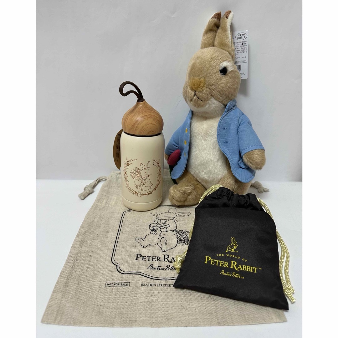 PETER RABBIT（TM）(ピーターラビット)のピーターラビット どんぐりボトルセット エンタメ/ホビーのおもちゃ/ぬいぐるみ(キャラクターグッズ)の商品写真