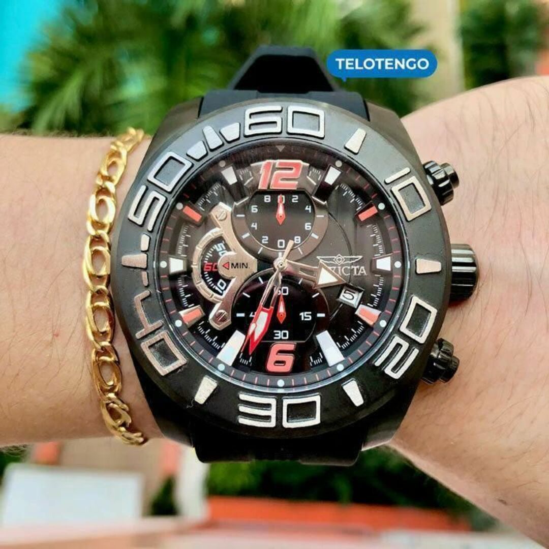 INVICTA(インビクタ)の新品INVICTAメンズ腕時計インビクタ ブラック シリコン50mmクロノグラフ メンズの時計(腕時計(アナログ))の商品写真