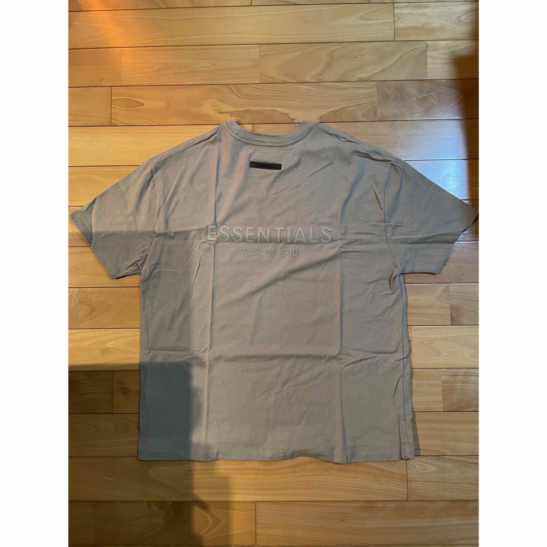 当社の ⭐️ESSENTIALS エッセンシャルズ⭐️Fear Of God Tシャツ