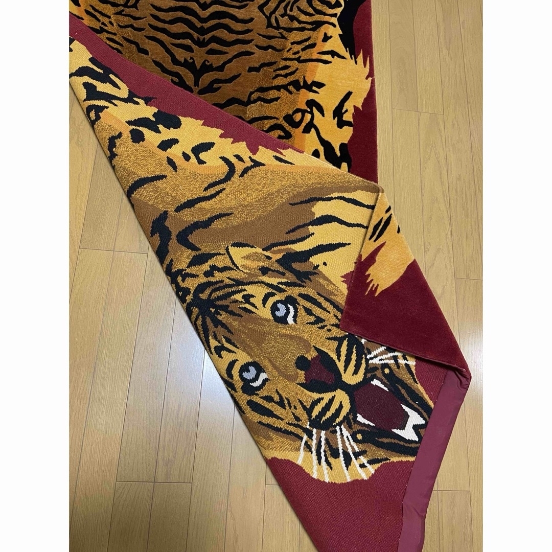 SALE《 本物 新品 》 チベタンタイガー チベット絨毯 手織り 190×91 SALE《 本物 新品 》 チベタンタイガー チベット絨毯 手織り 190×91