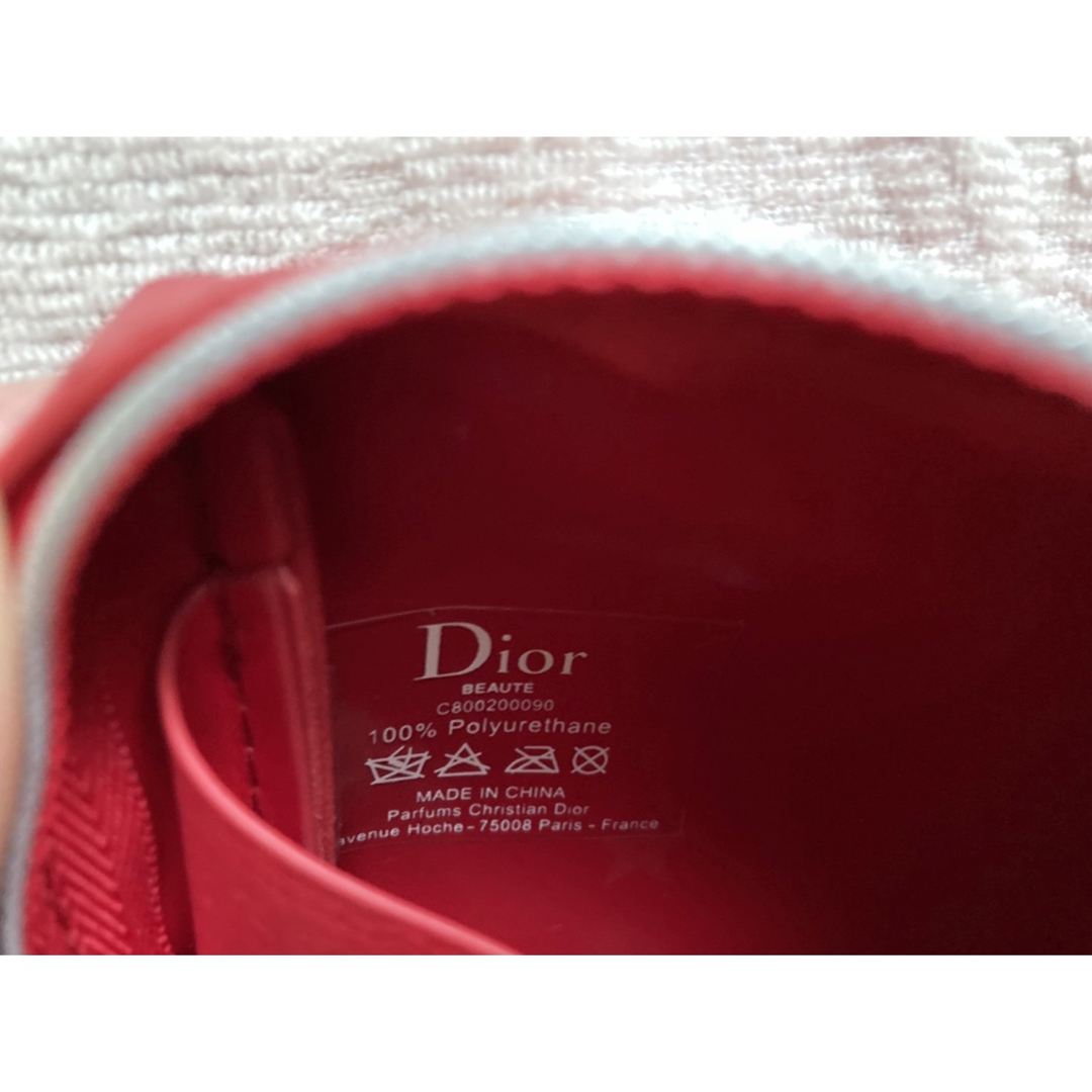 Dior(ディオール)の【Dior】ディオール ノベルティポーチ  レッド 【新品未使用】 レディースのファッション小物(ポーチ)の商品写真