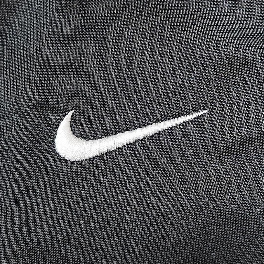 NIKE(ナイキ)のNIKE ナイキ トラックジャケット M 白 グレー ビッグロゴ 人気 7394 レディースのトップス(その他)の商品写真