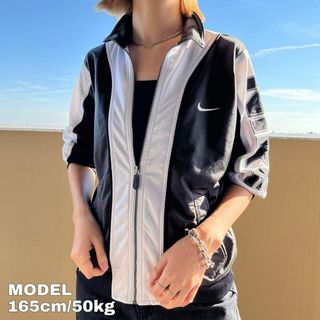 ナイキ(NIKE)のNIKE ナイキ トラックジャケット M 白 グレー ビッグロゴ 人気 7394(その他)