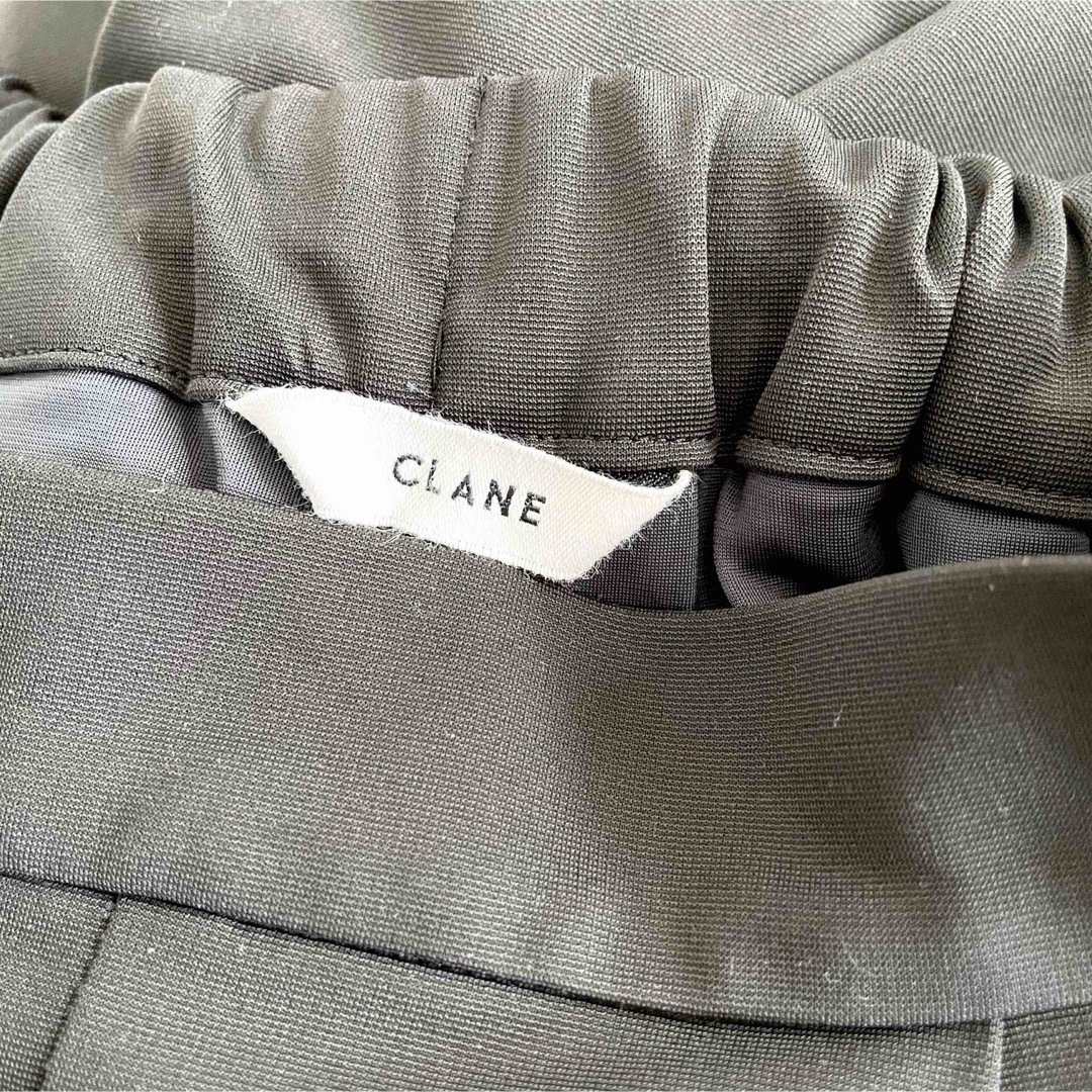 CLANE(クラネ)のCLANE   J/W BASIC TUCK PANTS レディースのパンツ(カジュアルパンツ)の商品写真