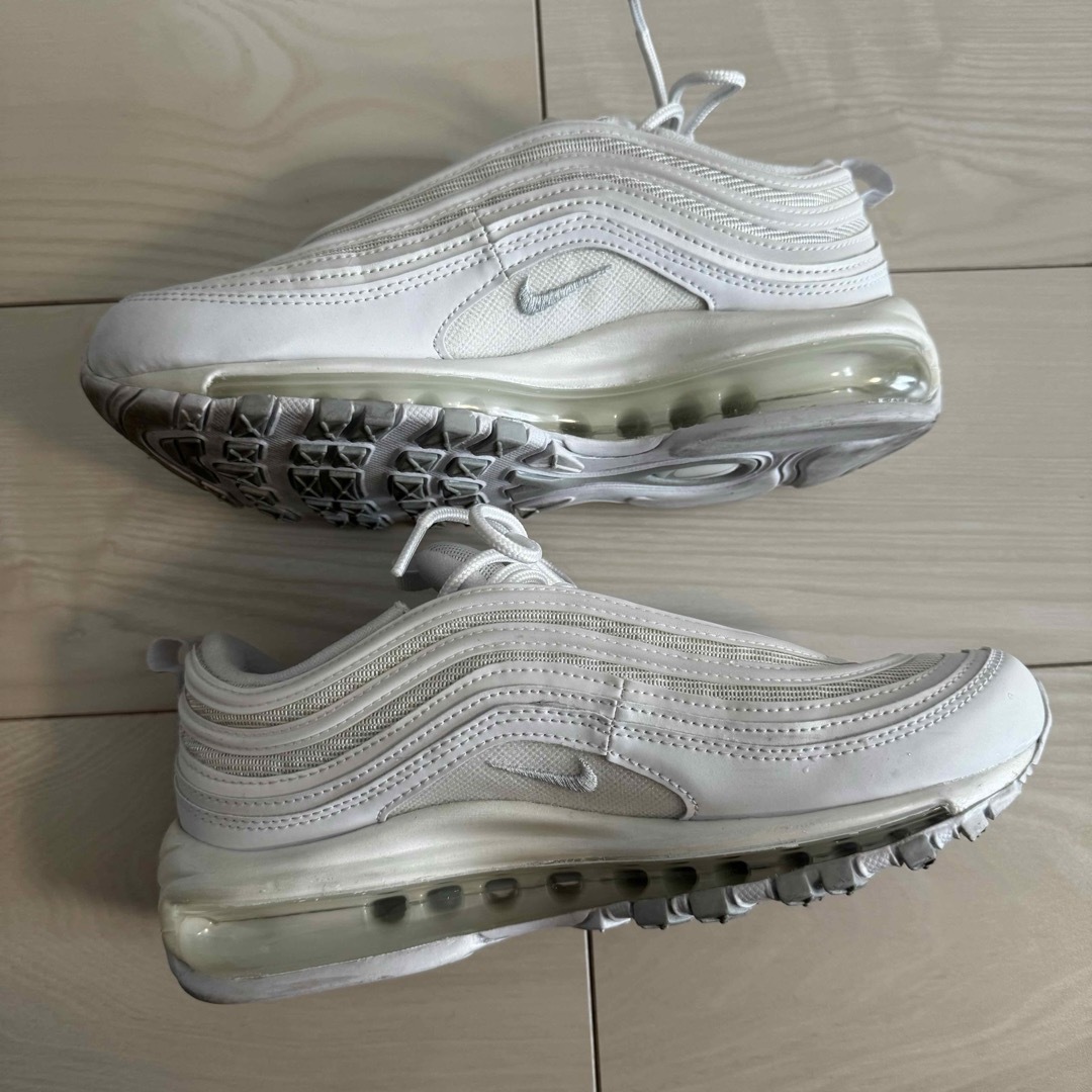 NIKE(ナイキ)のNIKE AIRMAX 97ナイキ  エアマックス97 ホワイト レディースの靴/シューズ(スニーカー)の商品写真