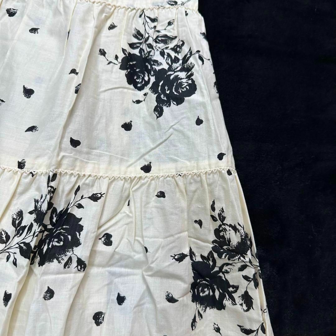 魅力的な価格 カネコイサオ リボン立体モチーフ ロングスカート