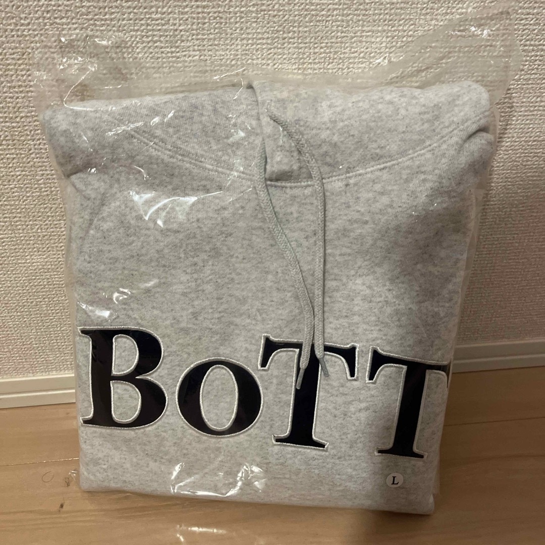 【定価販売！3月3日まで！】bottフーディー メンズのトップス(スウェット)の商品写真