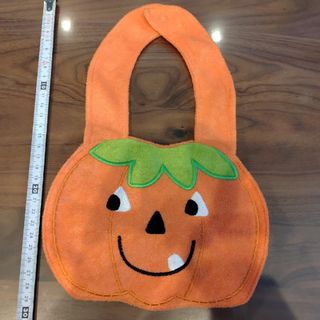 カーターズ(carter's)のカーターズ Carter's ハロウィン かぼちゃ パンプキン スタイ(ベビースタイ/よだれかけ)