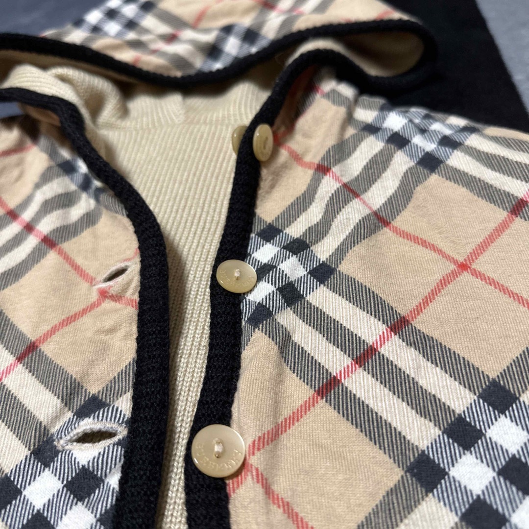 BURBERRY(バーバリー)のバーバリー　ベビーポンチョ 可愛い品 キッズ/ベビー/マタニティのベビー服(~85cm)(ジャケット/コート)の商品写真