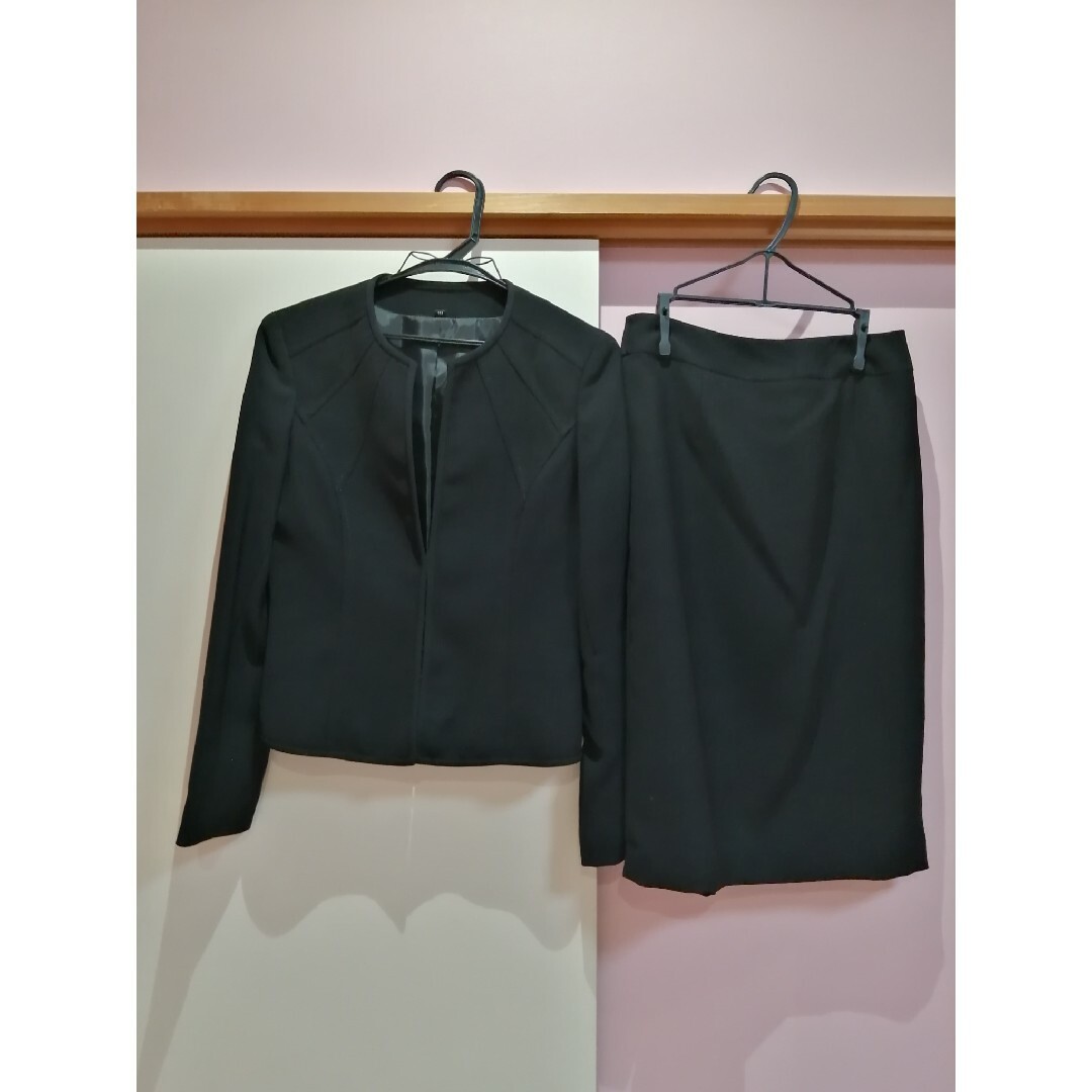 美品　スカートスーツ　ブラックフォーマル　卒業式　入学式 セットアップスーツ ノ レディースのフォーマル/ドレス(スーツ)の商品写真