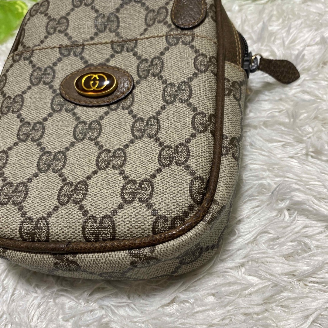 Gucci(グッチ)のオールドグッチ　GUCCI 希少品　激レア　ショルダーバッグ　GG柄 レディースのバッグ(ショルダーバッグ)の商品写真