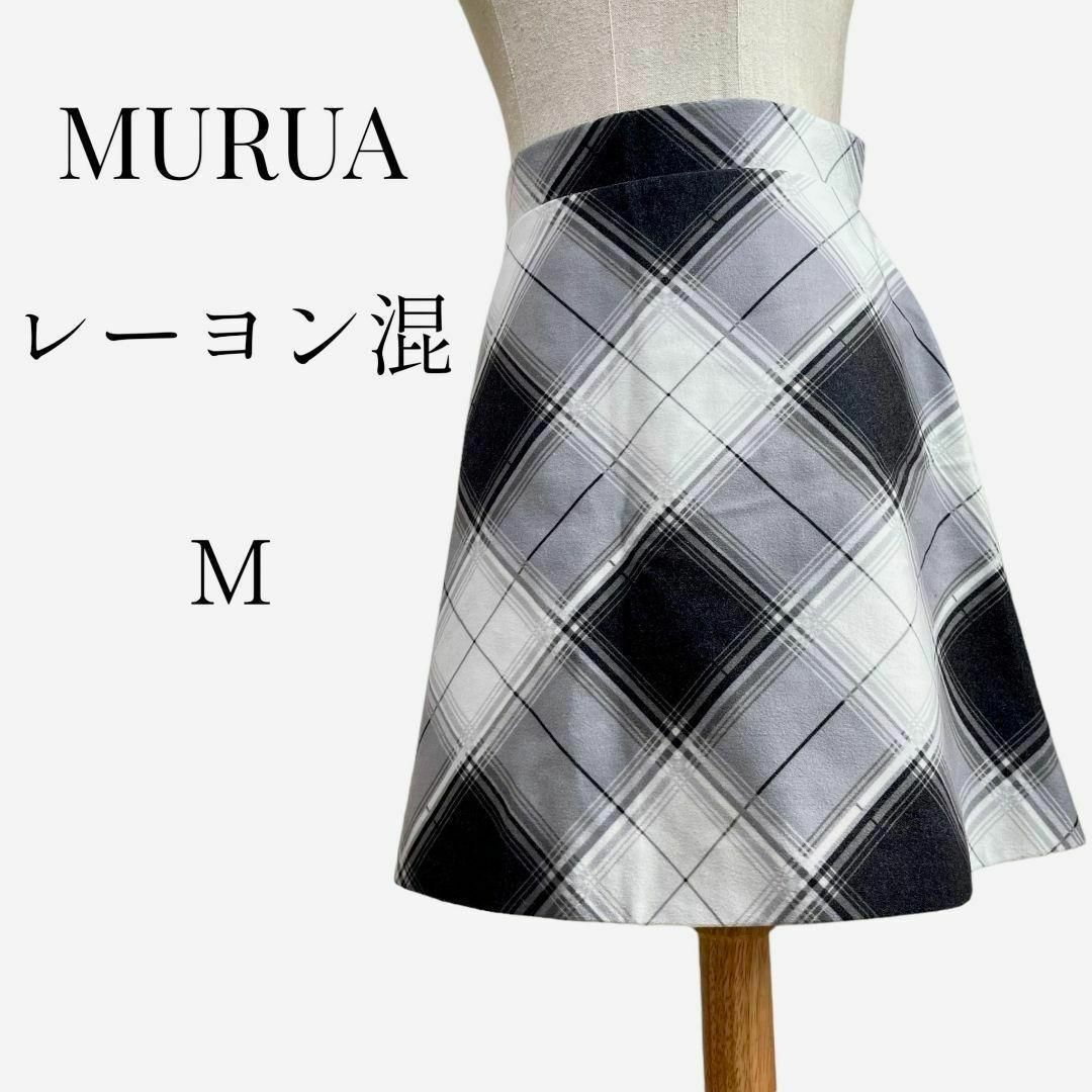 MURUA(ムルーア)の【大人気アイテム◎】MURUA　チェックフレアスカート　M　ブラック　Aライン レディースのスカート(ひざ丈スカート)の商品写真
