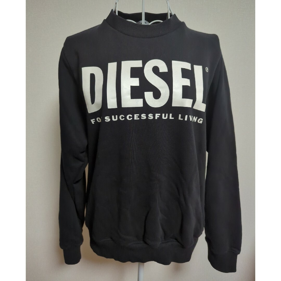 DIESEL(ディーゼル)のDIESELディーゼル　ロゴトレーナー レディースのトップス(トレーナー/スウェット)の商品写真