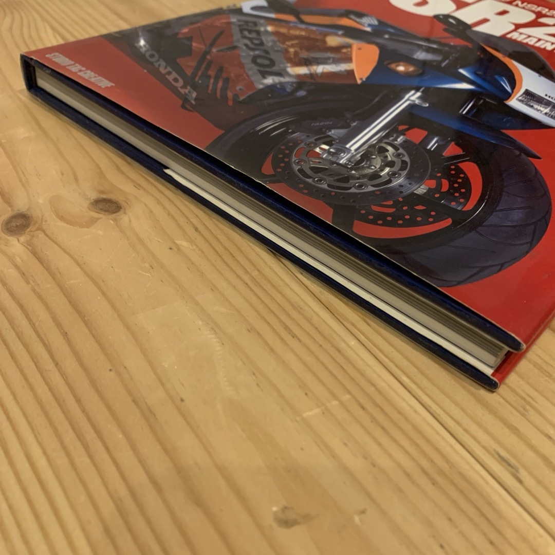 ホンダ NSR250R メンテナンスブック 完全整備手帳 自動車/バイクのバイク(カタログ/マニュアル)の商品写真