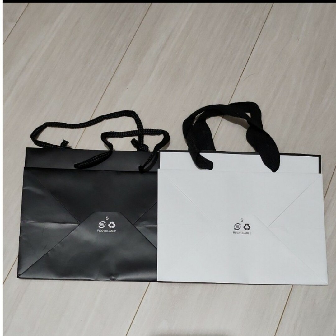 ピエールマルコリーニ　紙袋 レディースのバッグ(ショップ袋)の商品写真