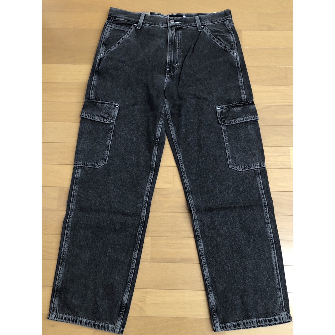 Levi's(リーバイス)のLevi's SilverTab LOOSE CARGO THE BRIDGE メンズのパンツ(デニム/ジーンズ)の商品写真