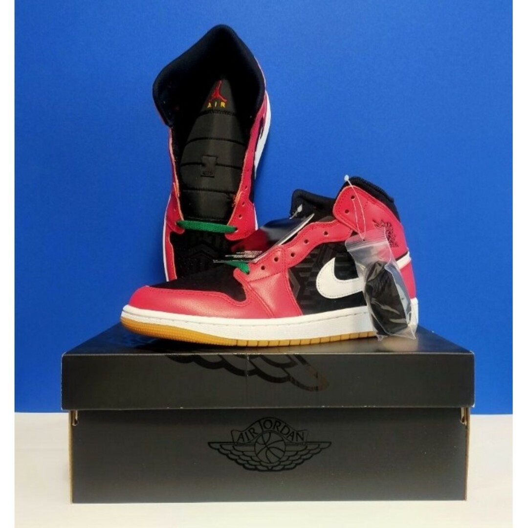 Jordan Brand（NIKE）(ジョーダン)の【新品未使用】ナイキ　エアジョーダン1  MID 26.5cmファイヤーレッド メンズの靴/シューズ(スニーカー)の商品写真