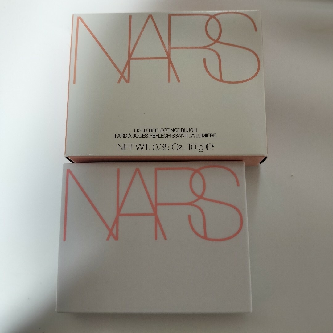 NARS(ナーズ)の【希少】【限定発売】NARS　ライトリフティング　ブラッシュ　03178 コスメ/美容のベースメイク/化粧品(チーク)の商品写真
