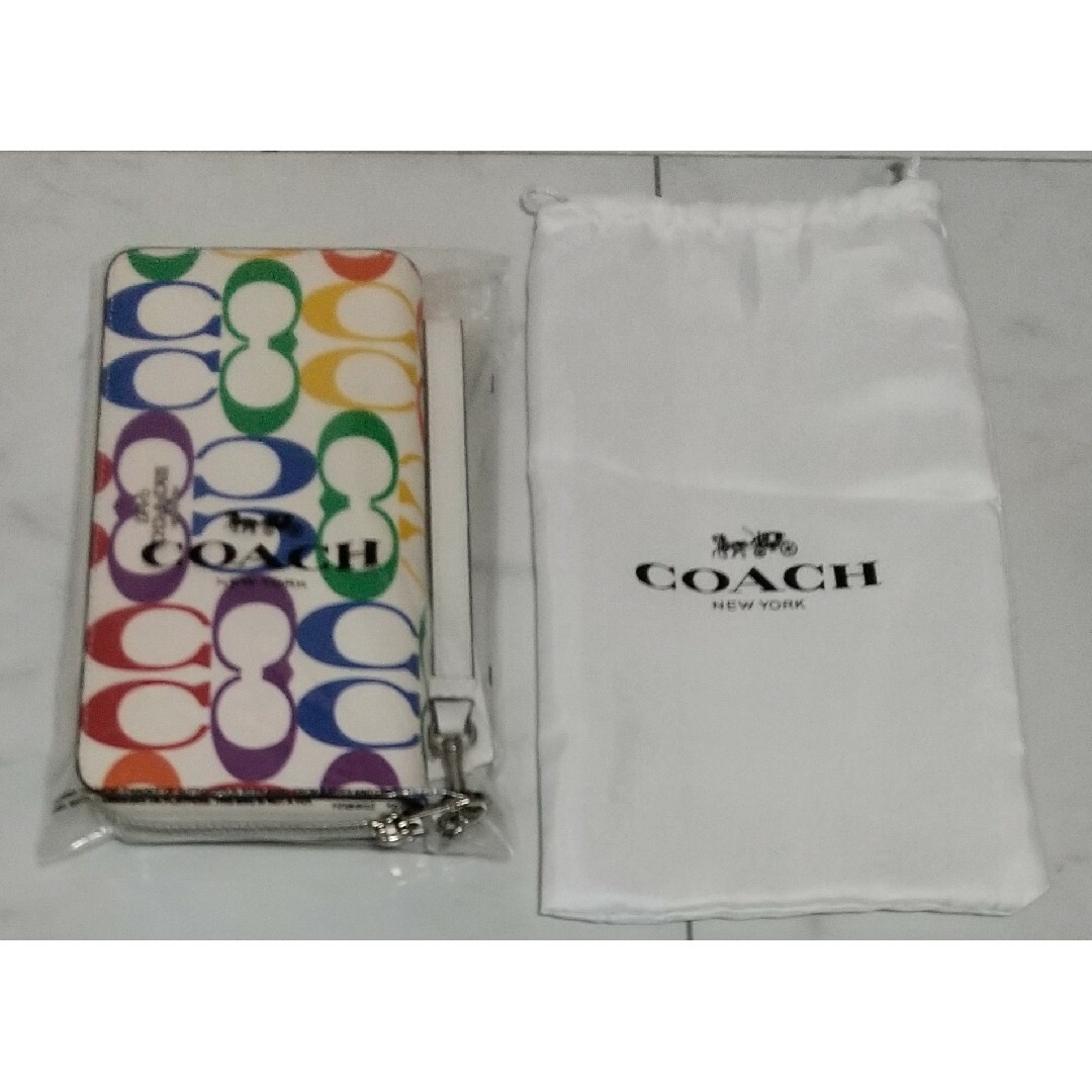 COACH(コーチ)のコーチ COACH チョークマルチ シグネチャー ラウンドファスナー 長財布 メンズのファッション小物(長財布)の商品写真