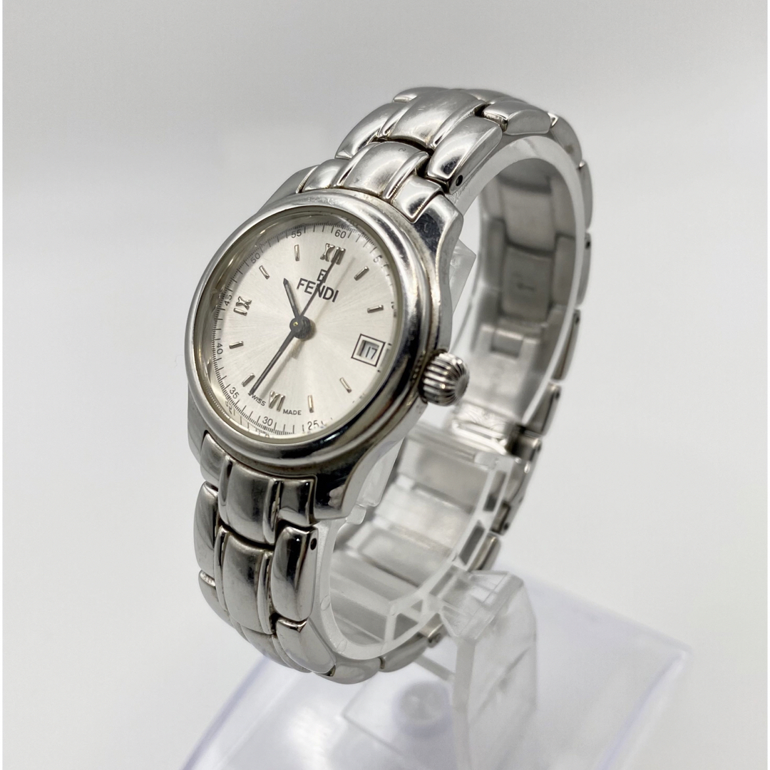 FENDI(フェンディ)のFENDI フェンディ 210L デイトシルバー文字盤QZ MSS5808000 レディースのファッション小物(腕時計)の商品写真