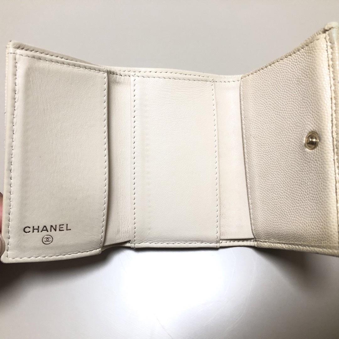 CHANEL(シャネル)の【希少】CHANEL シャネル キャビアスキン マトラッセ 3つ折り財布  レディースのファッション小物(財布)の商品写真