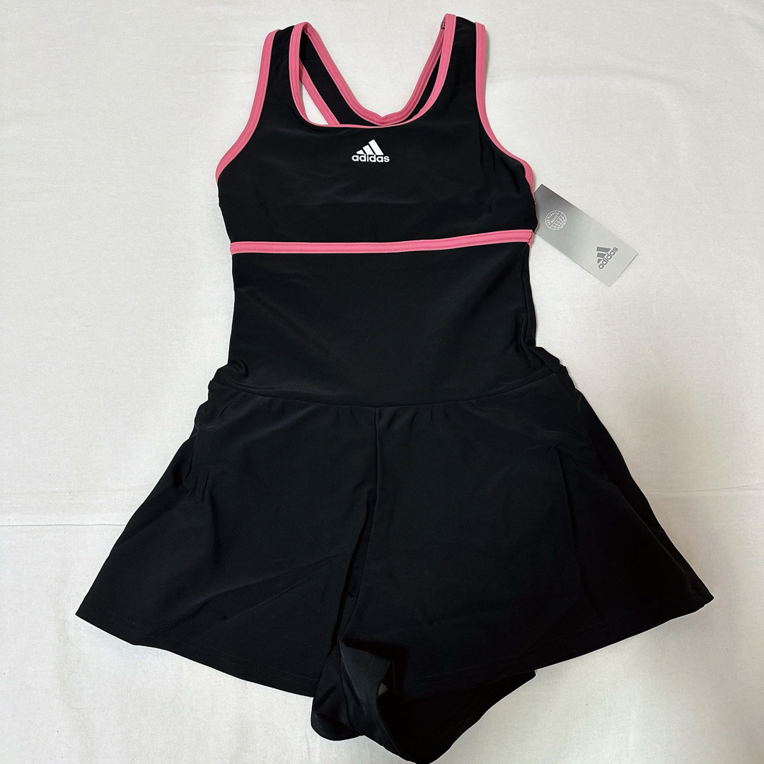 adidas(アディダス)の新品　140 アディダス　水着　スイム　ワンピース キッズ/ベビー/マタニティのキッズ服女の子用(90cm~)(水着)の商品写真