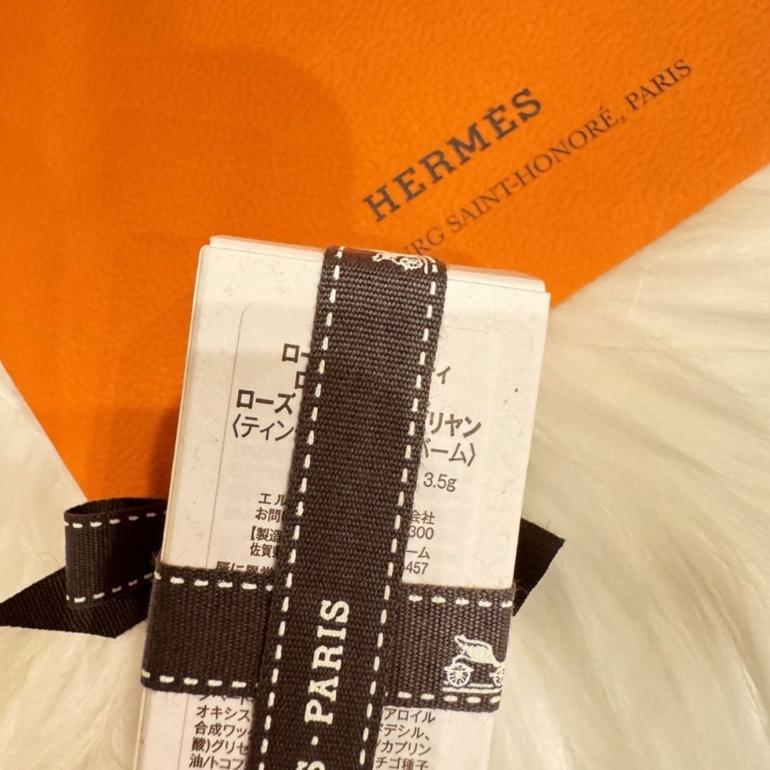 Hermes(エルメス)の【新品未使用/ギフト仕様】ティンティッドリップバーム 〈ローズ エルメス〉 27 コスメ/美容のスキンケア/基礎化粧品(リップケア/リップクリーム)の商品写真